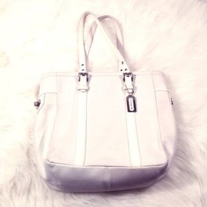 Coach White & Pink Leather Purse No. JO4Q-9762